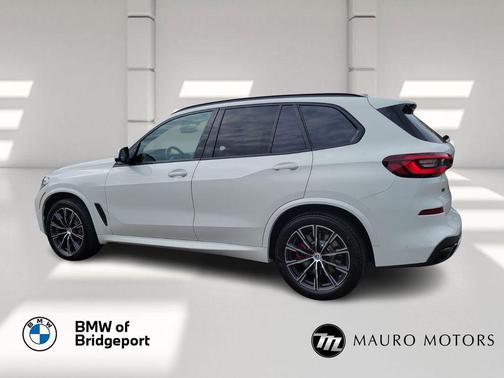 2023 BMW X5 M50i