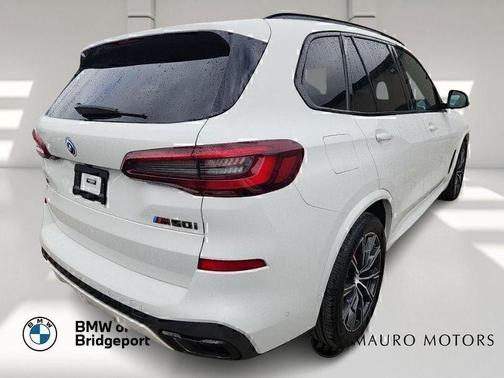 2023 BMW X5 M50i