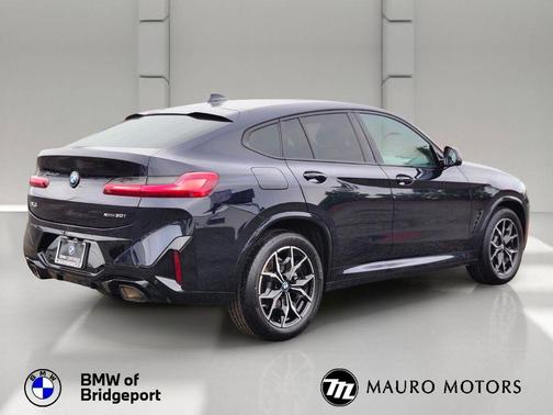 Black 2023 BMW X4 xDrive30i