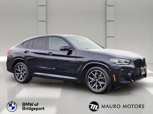 Black 2023 BMW X4 xDrive30i