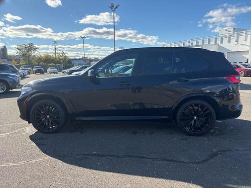 2020 BMW X5 M50i