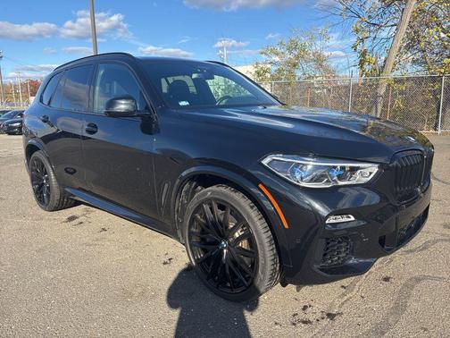 2020 BMW X5 M50i