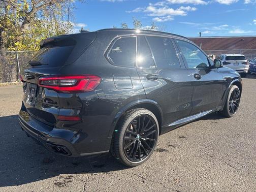 2020 BMW X5 M50i