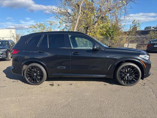 2020 BMW X5 M50i