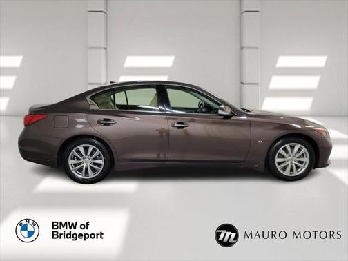 2015 INFINITI Q50 Premium