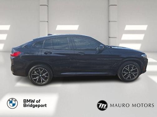 2023 BMW X4 xDrive30i