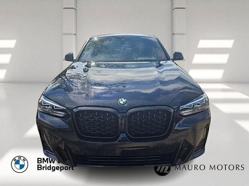 2023 BMW X4 xDrive30i