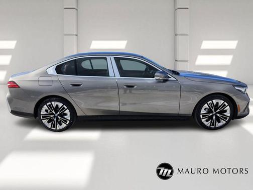Gray 2026 BMW 530 i xDrive