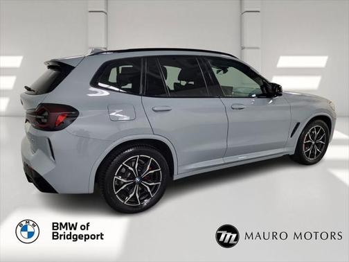 2023 BMW X3 M40i