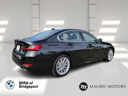 2024 BMW 330 i xDrive