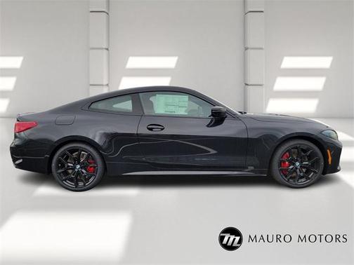2025 BMW M440 i xDrive