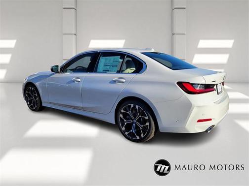 2025 BMW 330 i xDrive