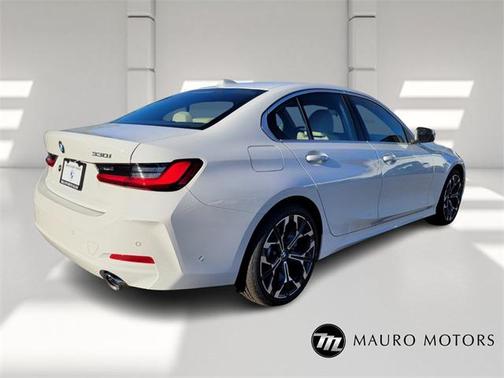 2025 BMW 330 i xDrive