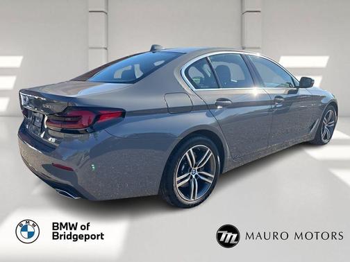 2022 BMW 530 i xDrive