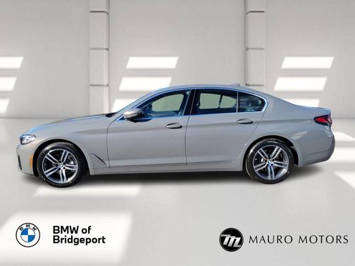2022 BMW 530 i xDrive