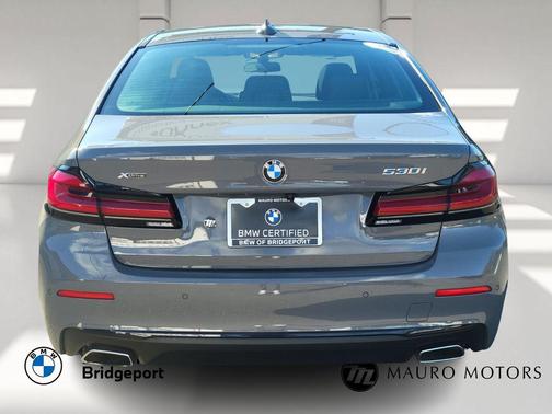 2022 BMW 530 i xDrive
