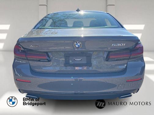 2022 BMW 530 i xDrive
