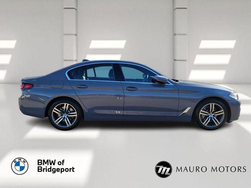 2022 BMW 530 i xDrive