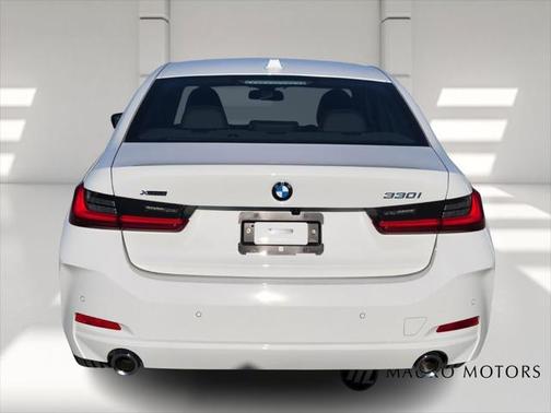 2025 BMW 330 i xDrive