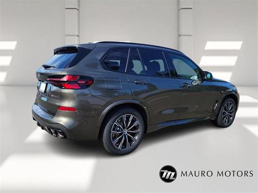 2026 BMW X5 M60i
