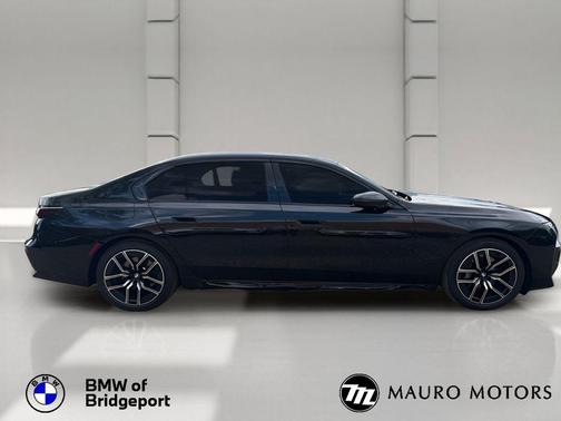 Black 2025 BMW 740 i xDrive