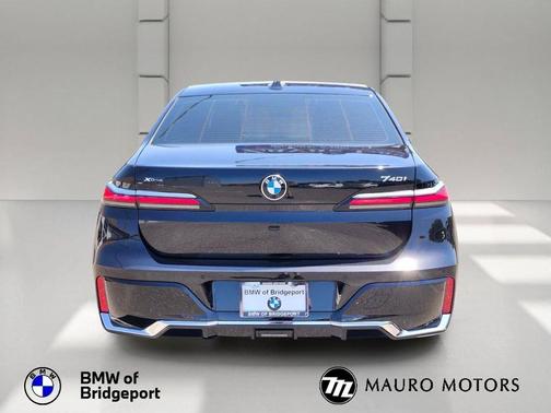 Black 2025 BMW 740 i xDrive