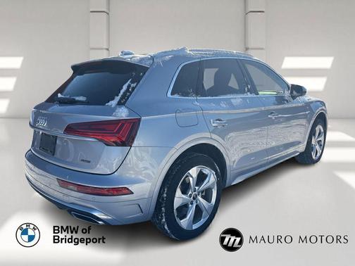 2022 Audi Q5 45 S line Premium Plus