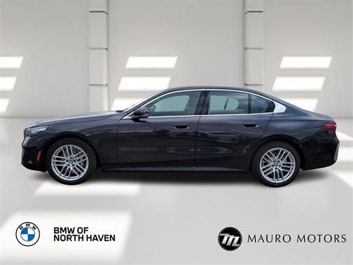 2025 BMW 530 i xDrive