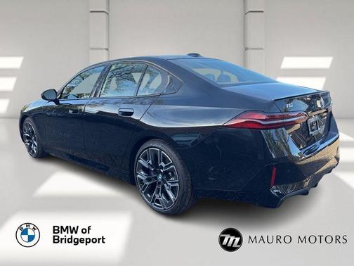 2025 BMW i5 xDrive40