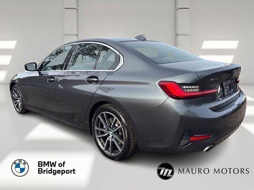 2021 BMW 330 xDrive