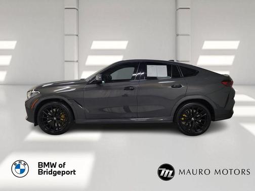 2023 BMW X6 M50i