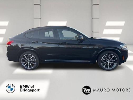 2023 BMW X4 xDrive30i