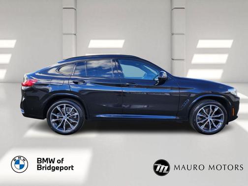 2023 BMW X4 xDrive30i