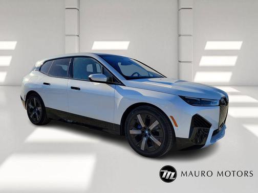 2025 BMW iX M60