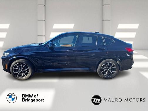 2023 BMW X4 xDrive30i