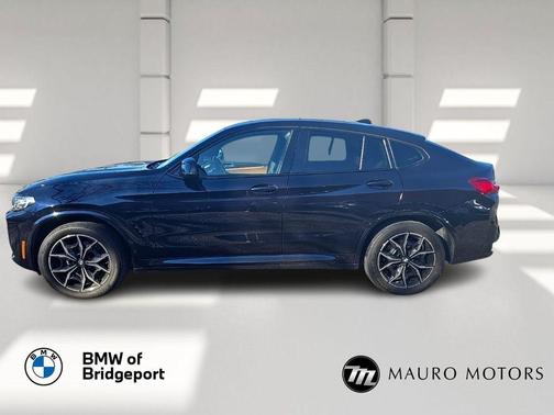 2023 BMW X4 xDrive30i