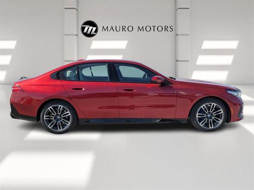 2024 BMW 530 i xDrive