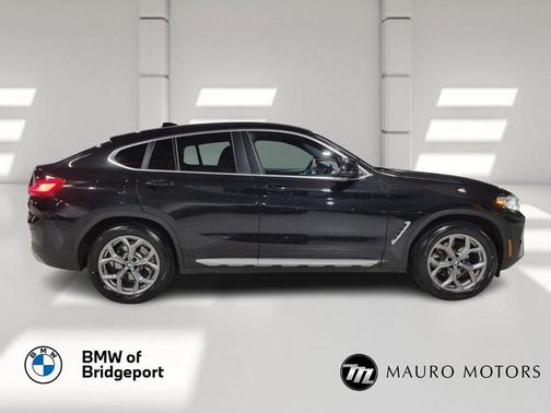 2023 BMW X4 xDrive30i