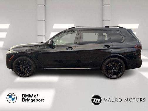 2024 BMW X7 M60i