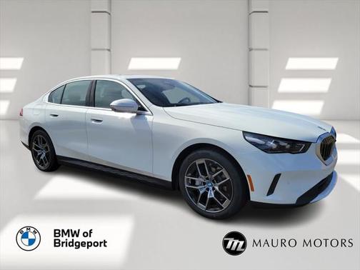 2025 BMW i5 xDrive40
