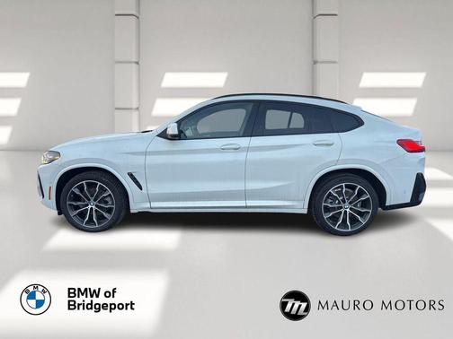 2023 BMW X4 xDrive30i