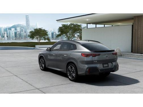 2025 BMW X2 xDrive28i