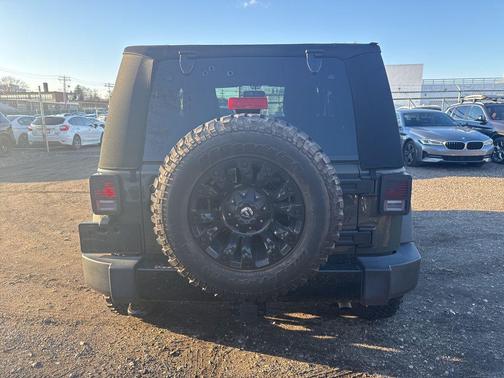 2016 Jeep Wrangler Willys Wheeler