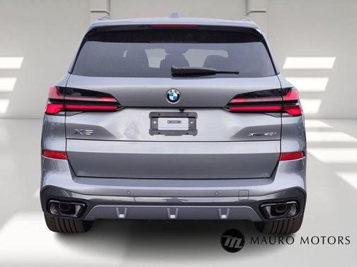 Gray 2026 BMW X5 xDrive40i