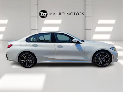 2024 BMW 330 i xDrive