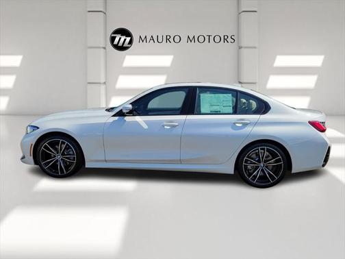2024 BMW 330 i xDrive