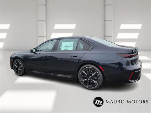 2025 BMW i7 xDrive60