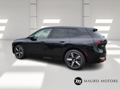 2026 BMW iX xDrive45