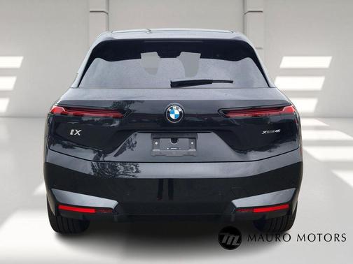 2026 BMW iX xDrive45