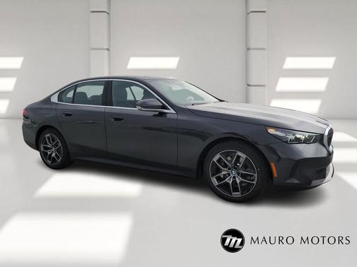 2026 BMW 530 i xDrive